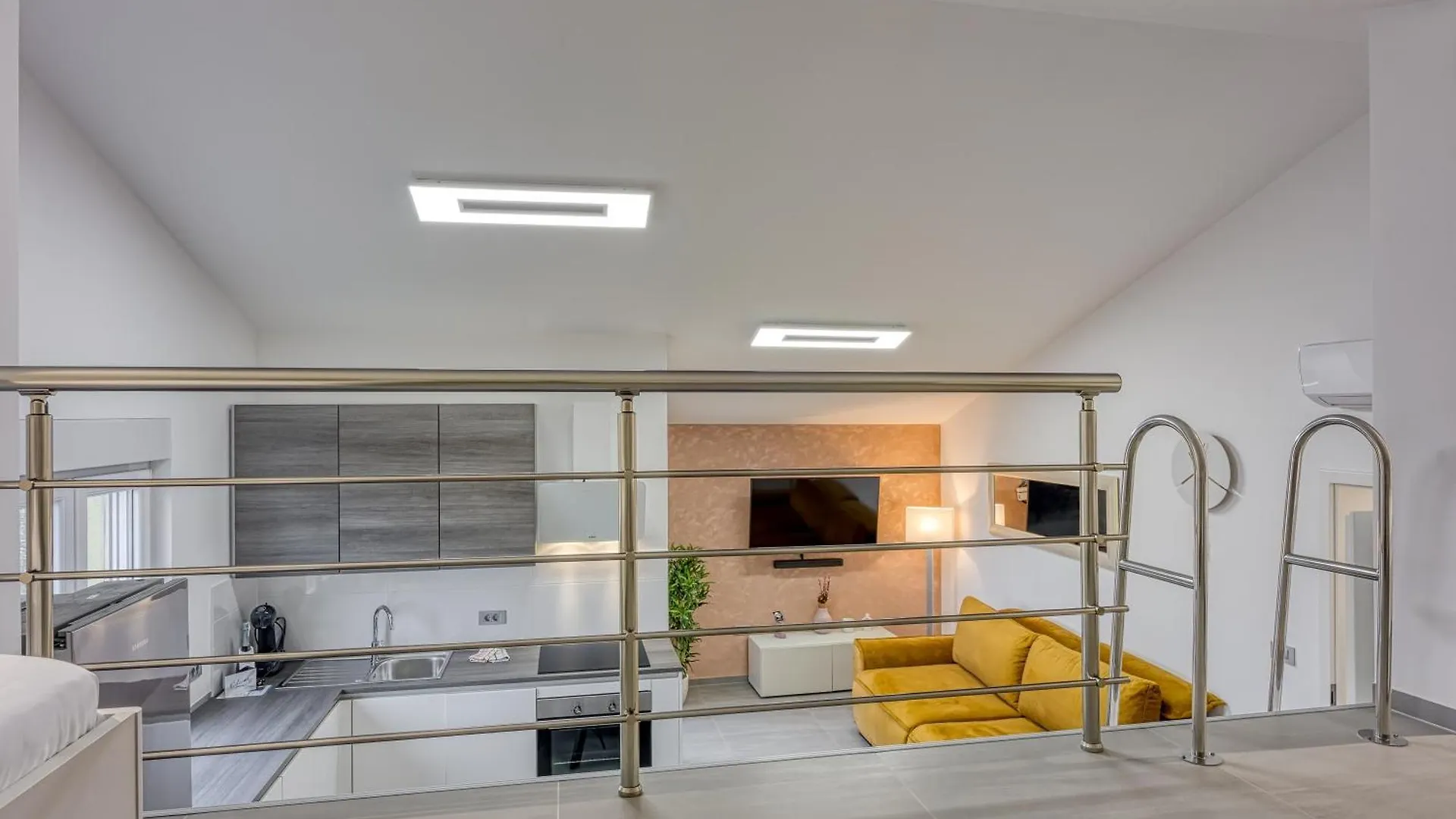 Royal Premantura - Happy Rentals
